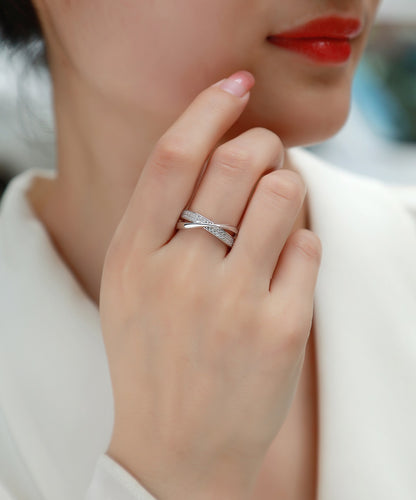 Criss Cross Band - GRA Certified Moissanite | Platinum Plated Sterling Silver