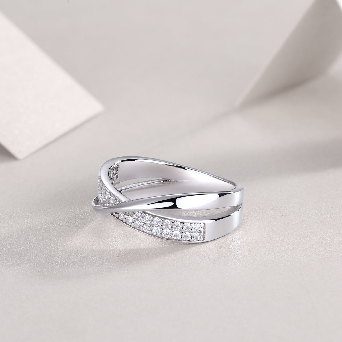 Criss Cross Band - GRA Certified Moissanite | Platinum Plated Sterling Silver
